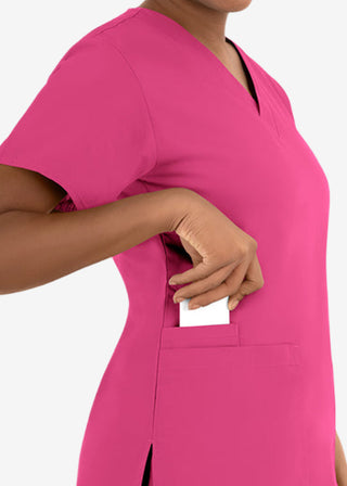 Maevn Core Women's Classic V-Neck Top