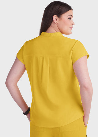Koi Basics Ari Women's 1-Pocket Stretch Tuck-In Scrub Top