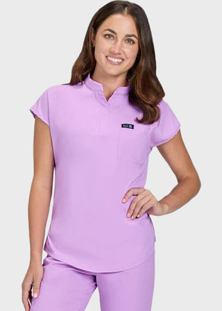 Koi Basics Ari Women's 1-Pocket Stretch Tuck-In Scrub Top
