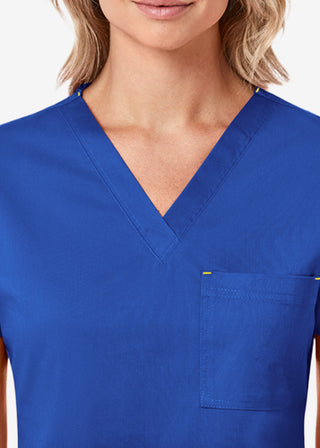 Maevn Blossom Women's Three Pocket V-Neck Top