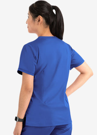 Maevn Blossom Women's Curved V-Neck Top