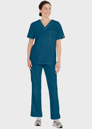 Free Embroidery Unisex V-Neck Nursing Scrub Top