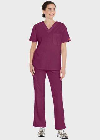 Dickies Unisex EDS Signature V-Neck Nursing Scrub Top