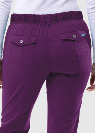 ADAR Pro Women's Breakthrough Plus Scrub Set