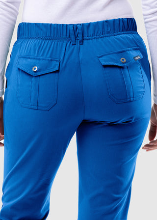 ADAR Pro Women's Breakthrough Plus Scrub Set