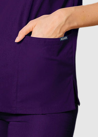 Free Embroidery Unisex V-Neck Three Pockets Nursing Scrub Top