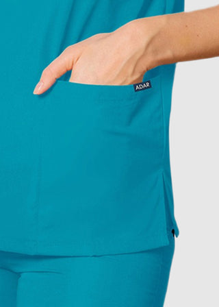 Free Embroidery Unisex V-Neck Three Pockets Nursing Scrub Top