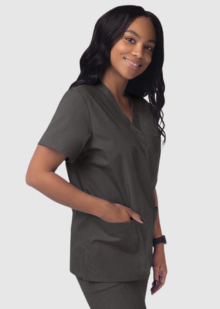 Adar Sivvan Unisex V-Neck Three Pocket Top