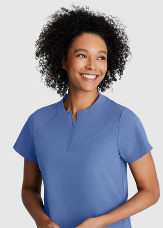 Barco One Women's  Flux 2-Pocket Banded Zip Collar Top