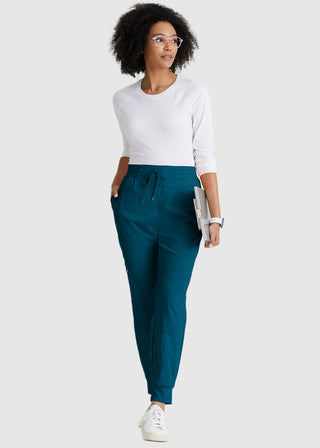 Barco One Women's Three Pocket Elasticwaist Cargo Jogger Petite Pant