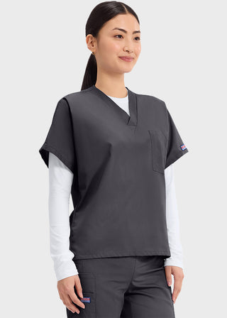 Free Embroidery Unisex V-Neck Single Pocket Scrub Top
