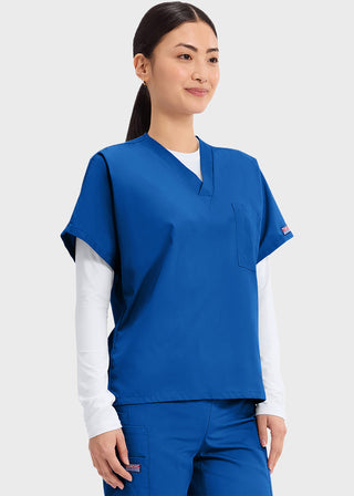 Free Embroidery Unisex V-Neck Single Pocket Scrub Top
