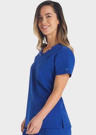 Dickies Balance Women's Notched V-neck Top