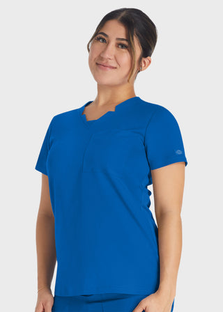 Dickies Balance Women's Notched V-neck Top