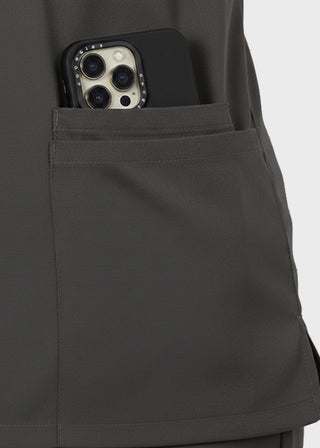 HeedFit Unisex 27.5 Inches V-Neck Four Pocket Scrub Top