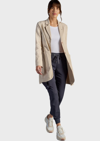 Healing Hands X Dr. Kwane Women's Vera 34 Modernist Lab Coat