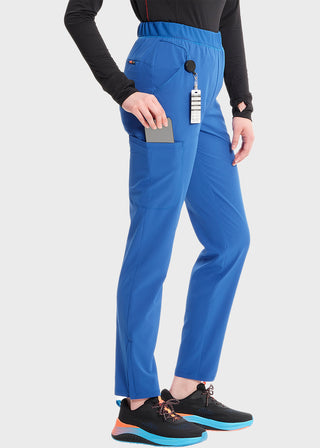Infinity GNR8 Women's Mid-Rise Tapered Leg Scrub Petite Pant