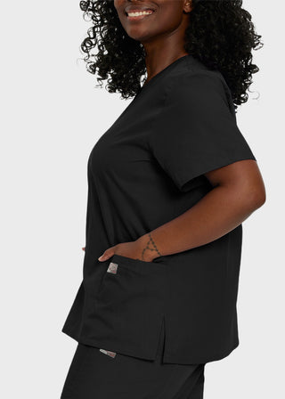 Free Embroidery Women's Double Pocket V-Neck Nursing Top