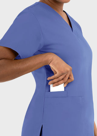 Maevn Core Women's Classic V-Neck Top