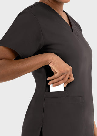 Maevn Core Women's Classic V-Neck Top