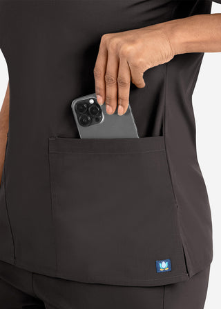 Maevn Core Women's Classic V-Neck Top