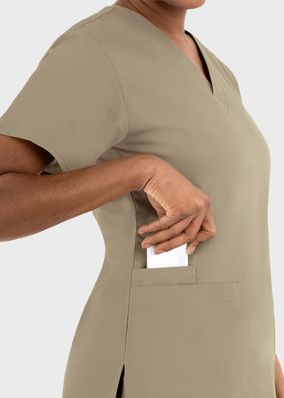 Maevn Core Women's Classic V-Neck Top