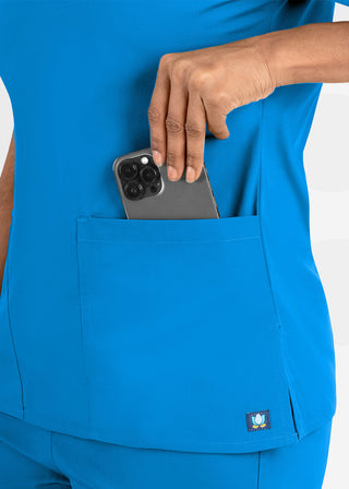 Maevn Core Women's Classic V-Neck Top