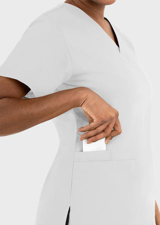 Maevn Core Women's Classic V-Neck Top