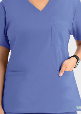 Maevn Core Women's Curved V-neck Top