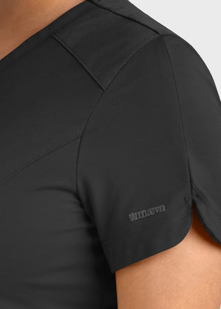 Maevn Women's Curved V-Neck Top