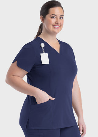 Maevn Women's Curved V-Neck Top