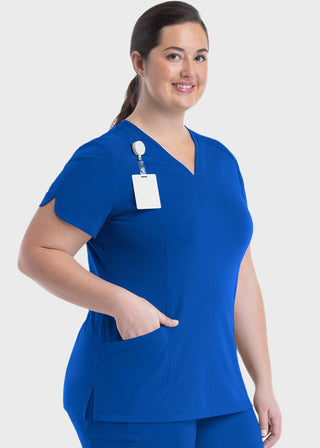 Maevn Women's Curved V-Neck Top