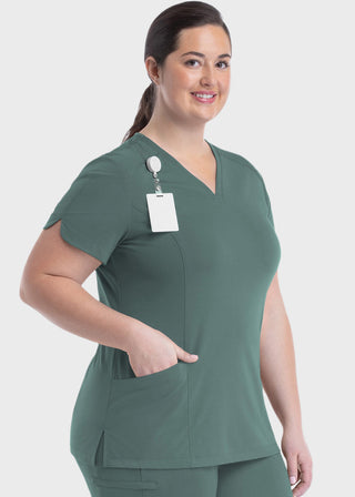 Maevn Women's Curved V-Neck Top