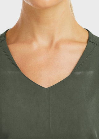 Maevn Women's Active Knit V-Neck Top