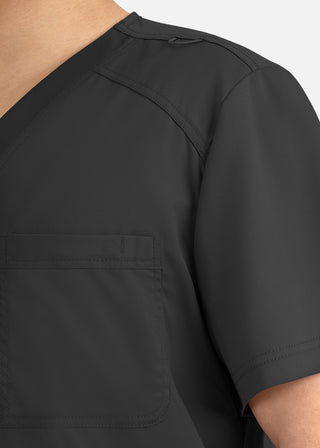 Maevn Matrix Men's 3 Pocket V-neck Top