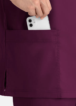 Maevn Matrix Men's 3 Pocket V-neck Top