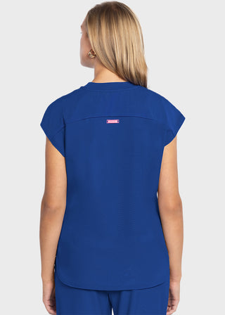 Med Couture AMP Women's Round Neck Tuckable Top