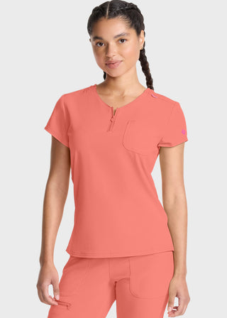 Med Couture AMP Women's Quarter Zip V-Neck Tuckable Top