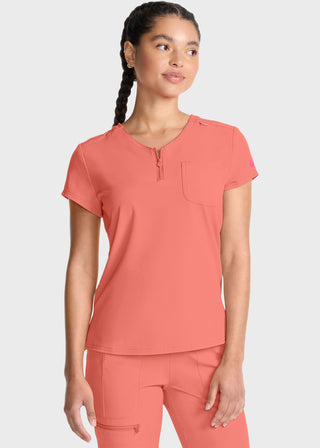 Med Couture AMP Women's Quarter Zip V-Neck Tuckable Top