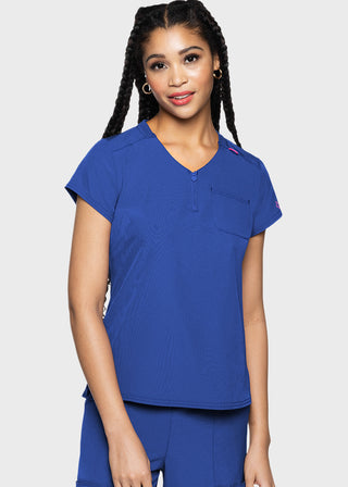 Med Couture AMP Women's Quarter Zip V-Neck Tuckable Top