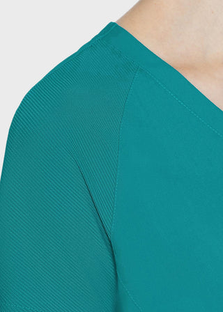 Med Couture Touch Women's Raglan Sleeve Top