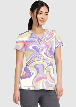 Med Couture Women's V-Neck Print Top in Sporty Marble