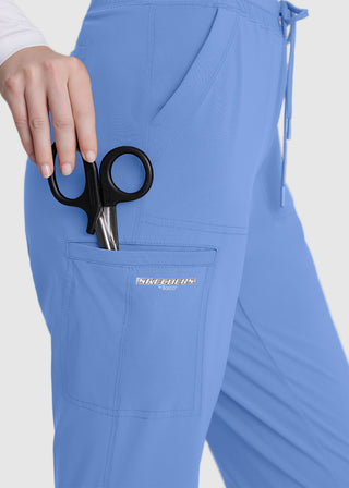 Skechers Unisex Reach Shirred Waistband Slim and Straight Petite Pant