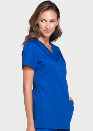 Cherokee Workwear Women's Contemporary Fit V-neck Top